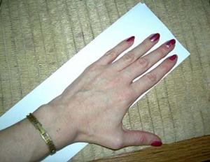 Kako sešiti kratke usnjene rokavice Sešijte vzorec usnjenih rokavic